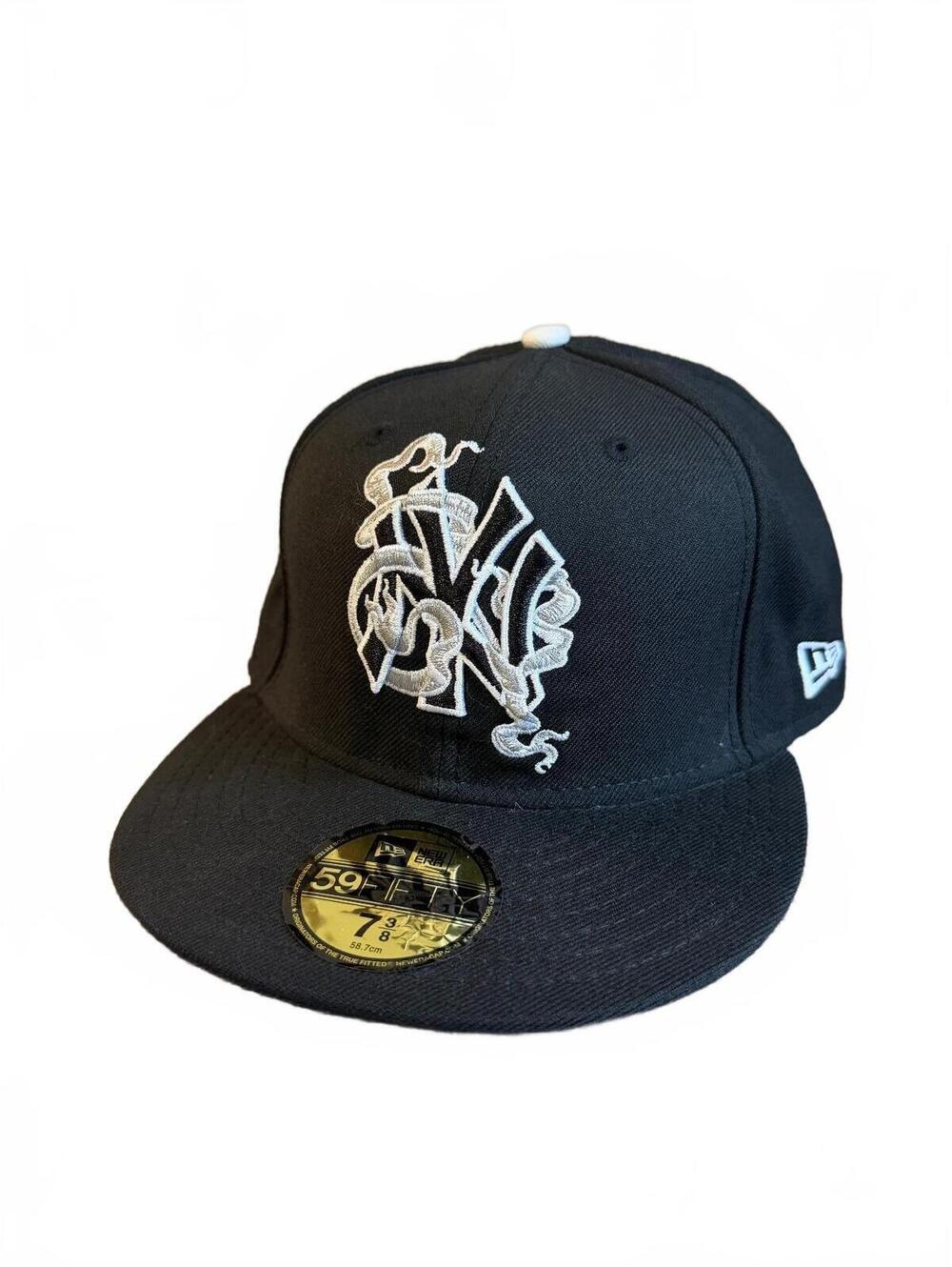 New York Yankees New Era Fitted Hat Size 7 3/8